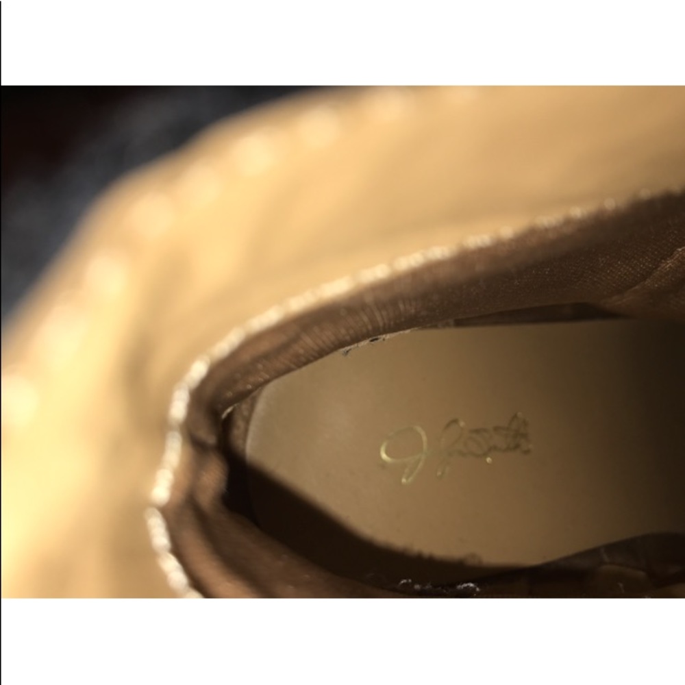 boots - Picture 3 of 3